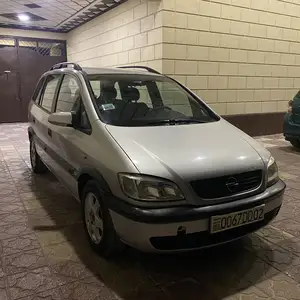 Opel Zafira, 2000