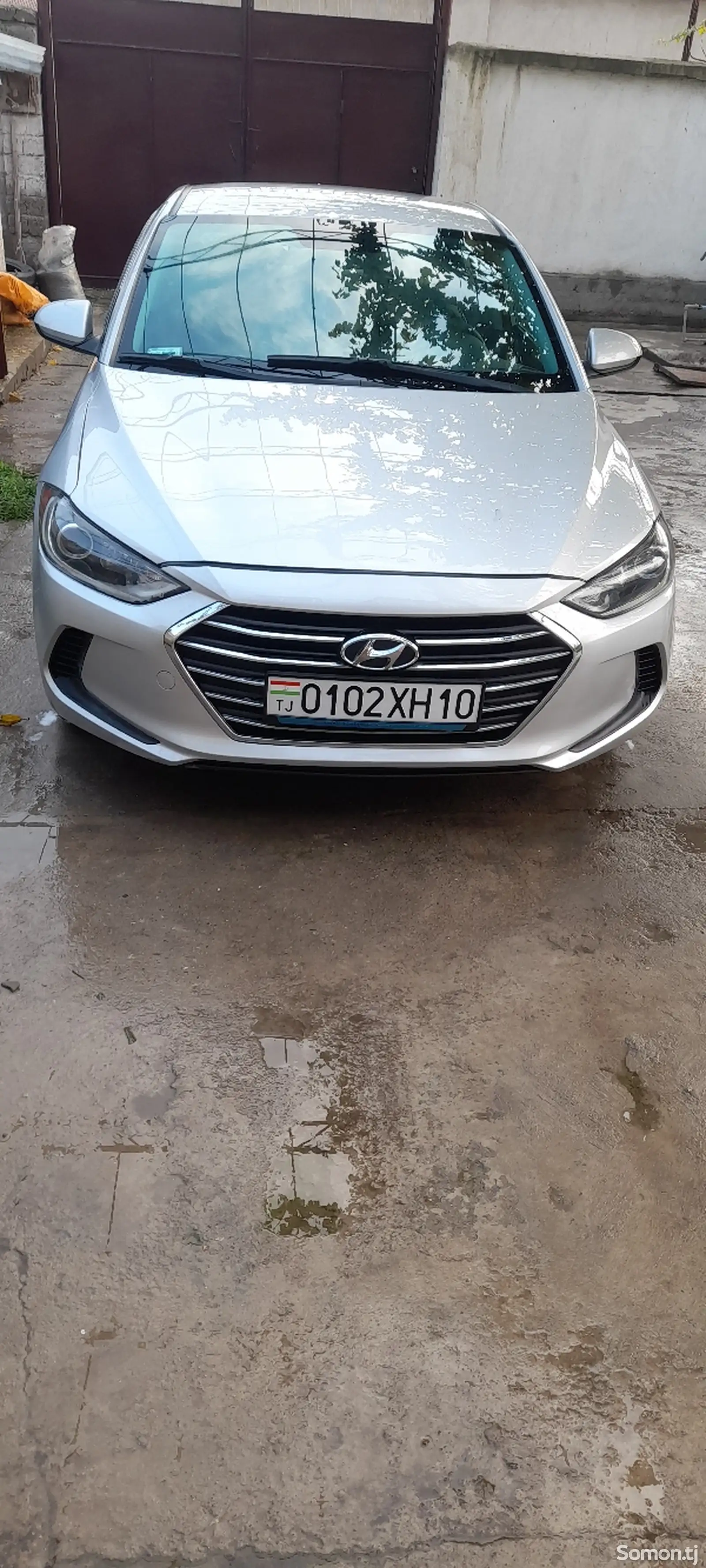 Hyundai Elantra, 2017-1