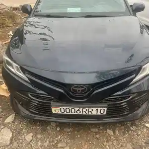 Toyota Camry, 2018