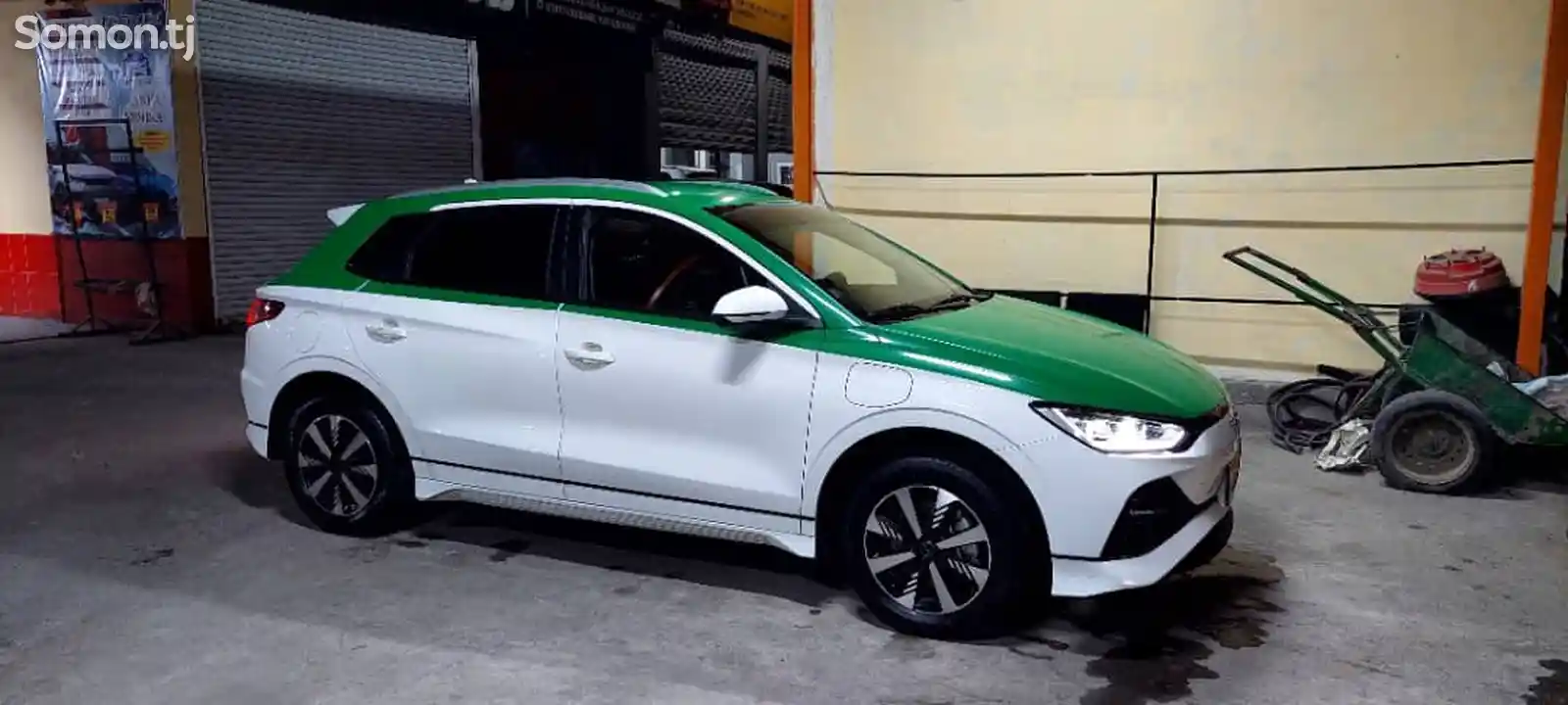 BYD E2, 2023-4