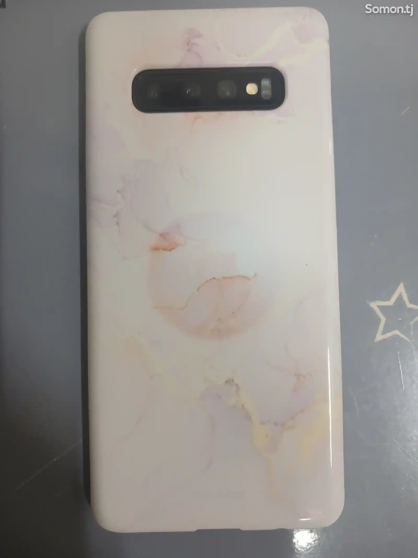 Samsung Galaxy S10 Plus-5