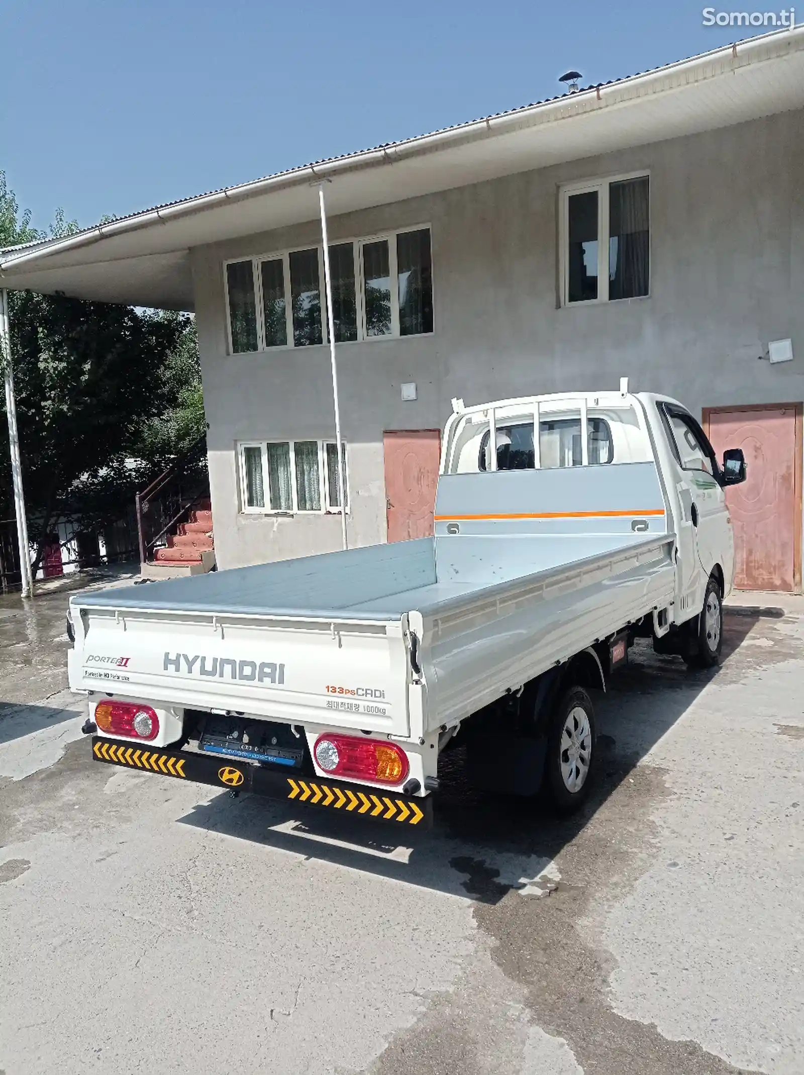 Бортовой автомобиль Hyundai Porter 2 2015-6