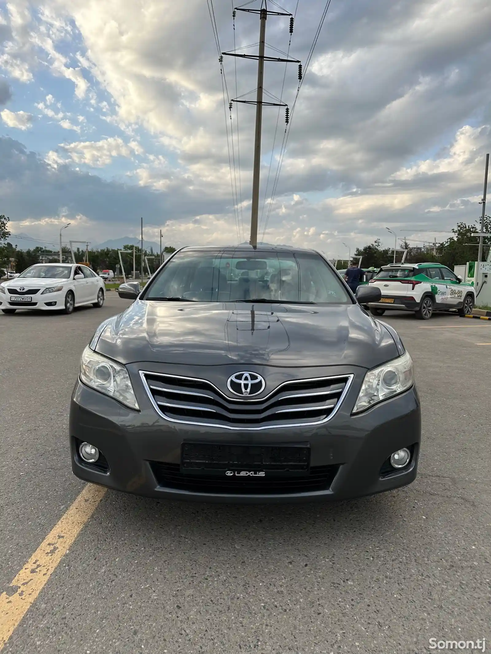 Toyota Camry, 2011-1