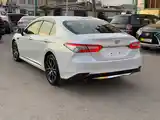 Toyota Camry, 2018-3