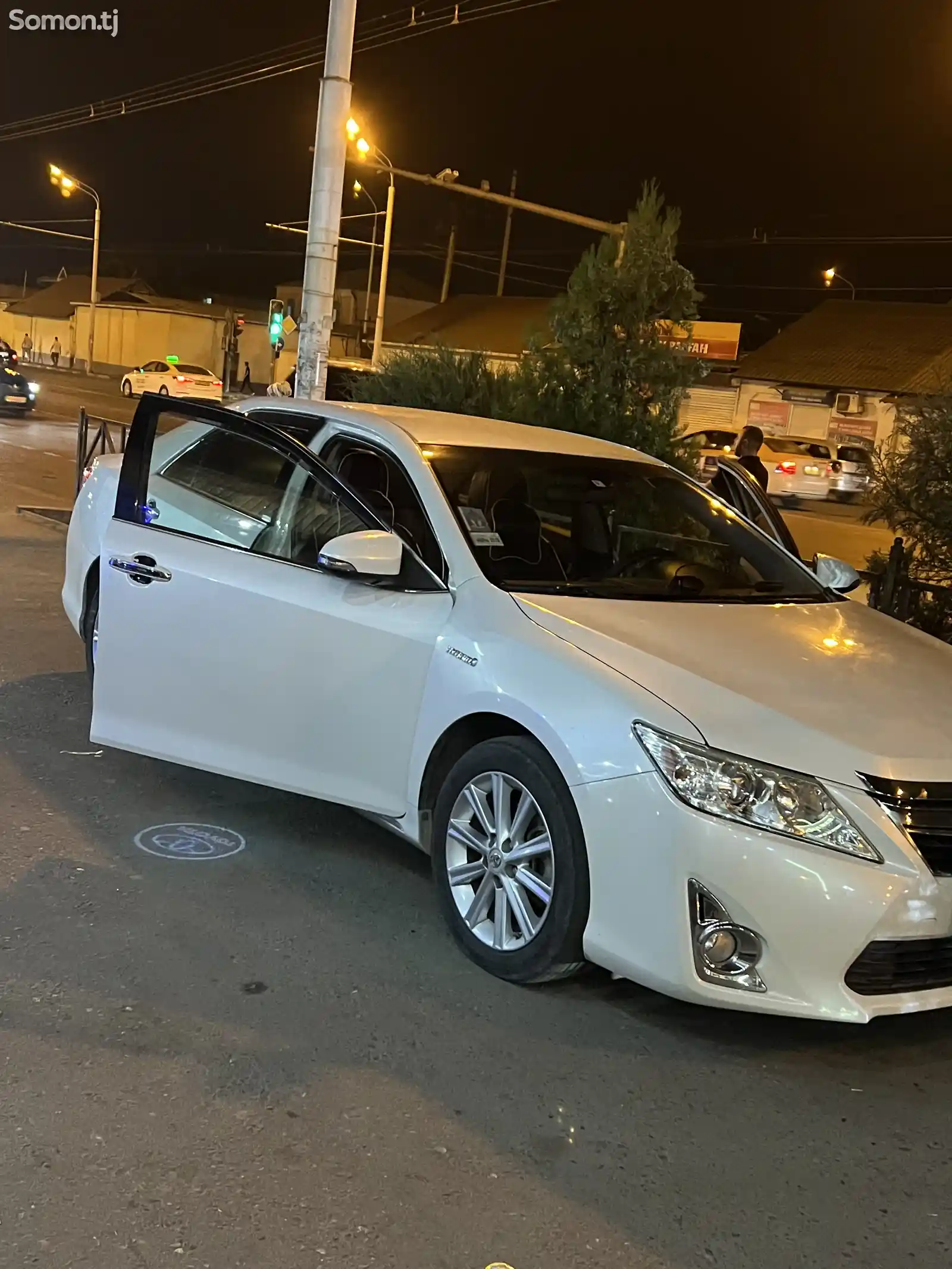 Toyota Camry, 2012-1