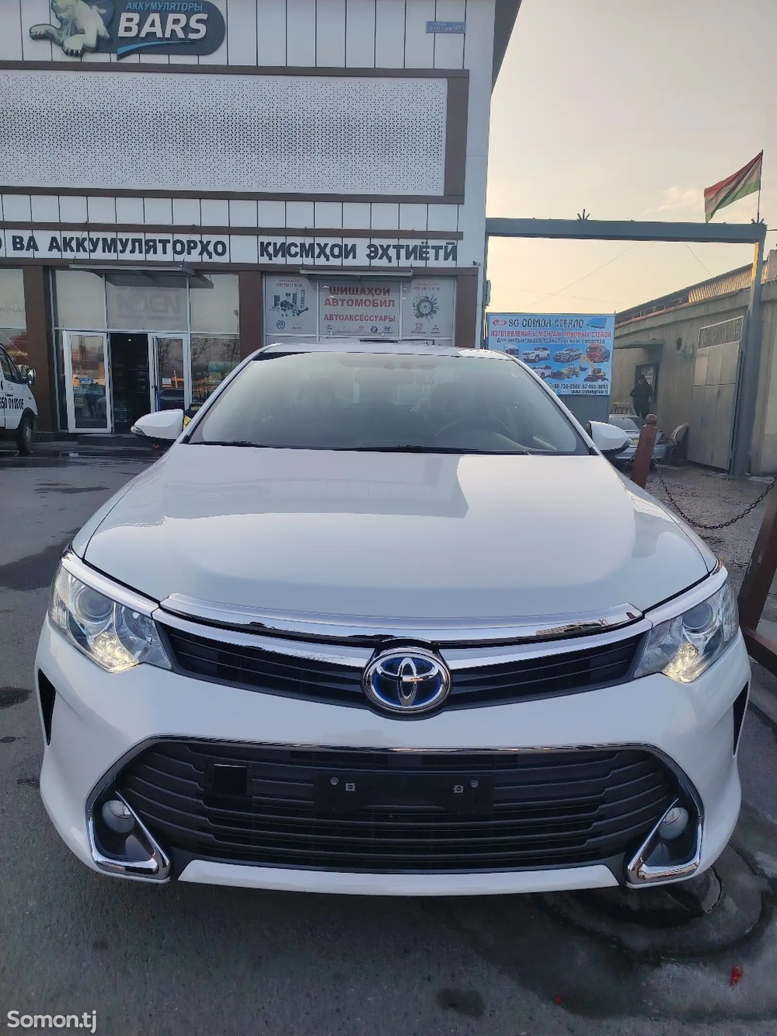 Toyota Camry, 2015-1