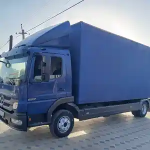 Бортовой грузовик Mercedes-Benz Atego, 2008