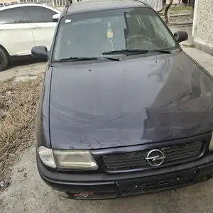 Opel Astra K, 1994