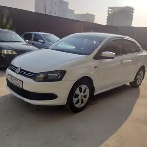 Volkswagen Polo, 2014