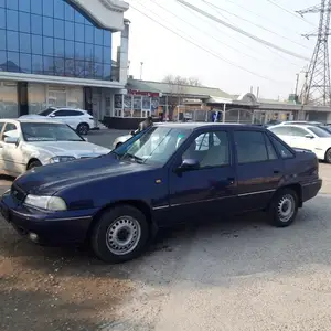 Daewoo Nexia, 1995