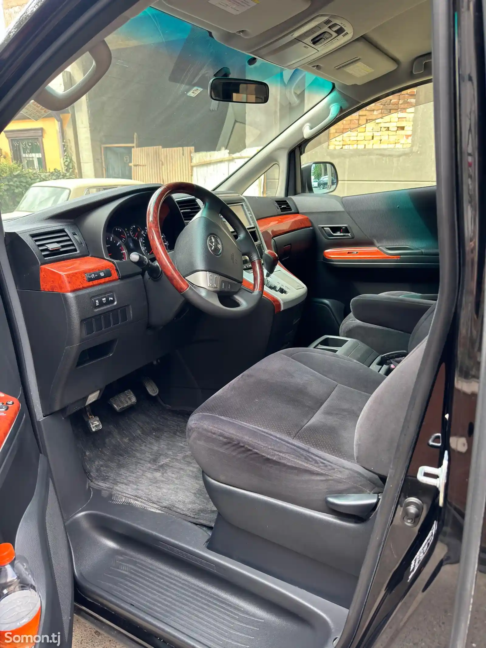 Toyota Vellfire, 2014-7