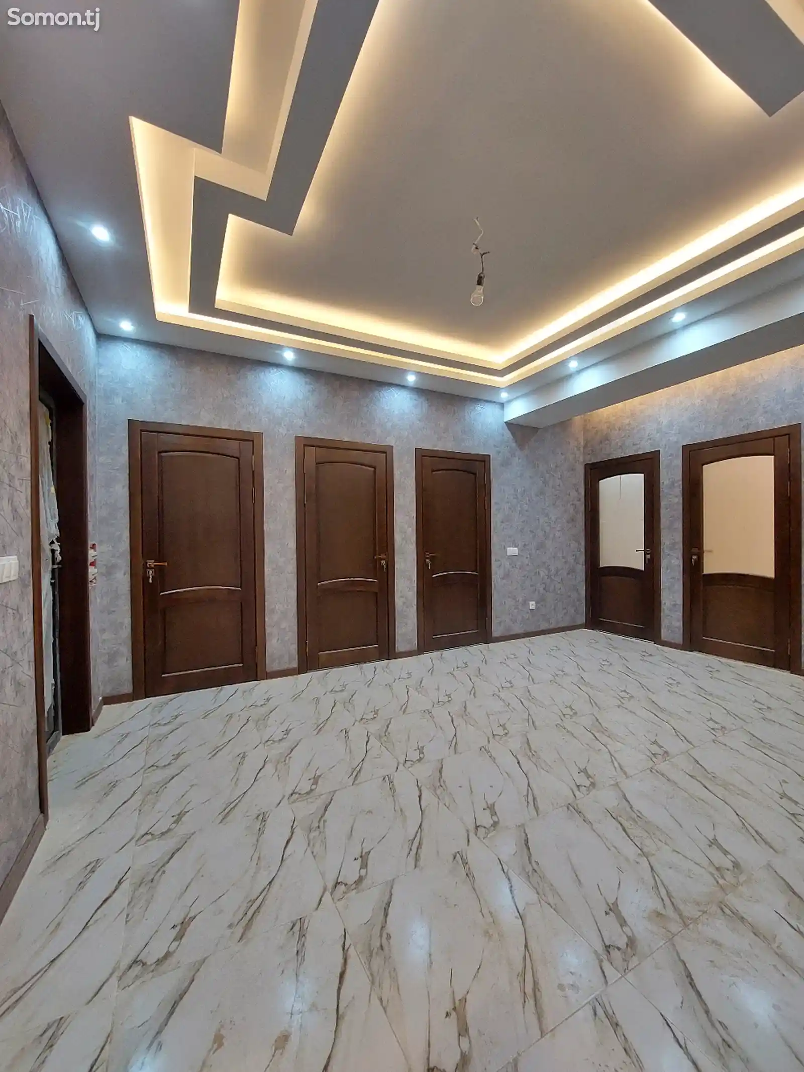 2-комн. квартира, 6 этаж, 70 м², Аэропорт-2