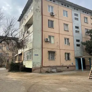 2-комн. квартира, 4 этаж, 49 м², Дустии халқҳо