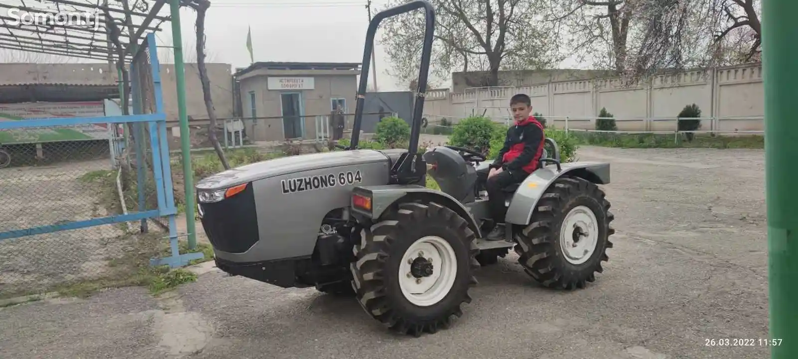 Трактор Luzhong LZY-604-1