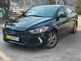 Hyundai Elantra, 2017-3