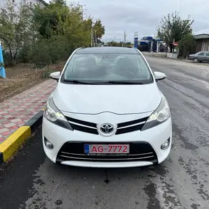 Toyota Verso, 2015