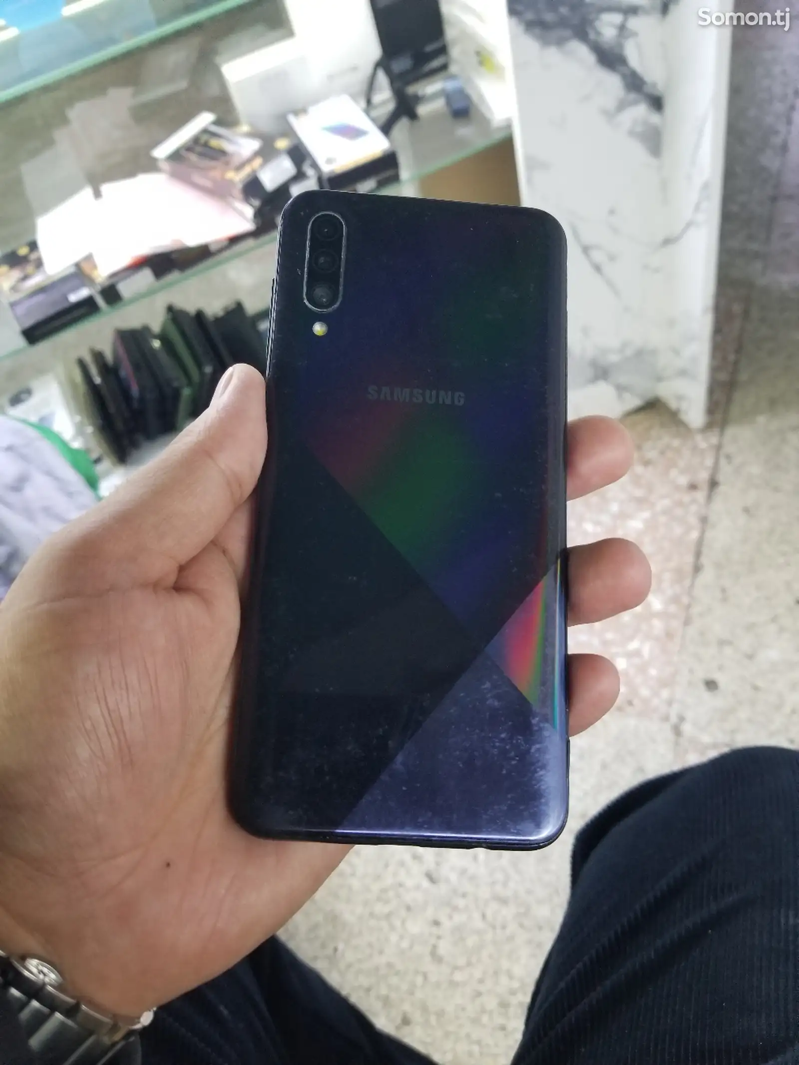 Samsung Galaxy A30s-1