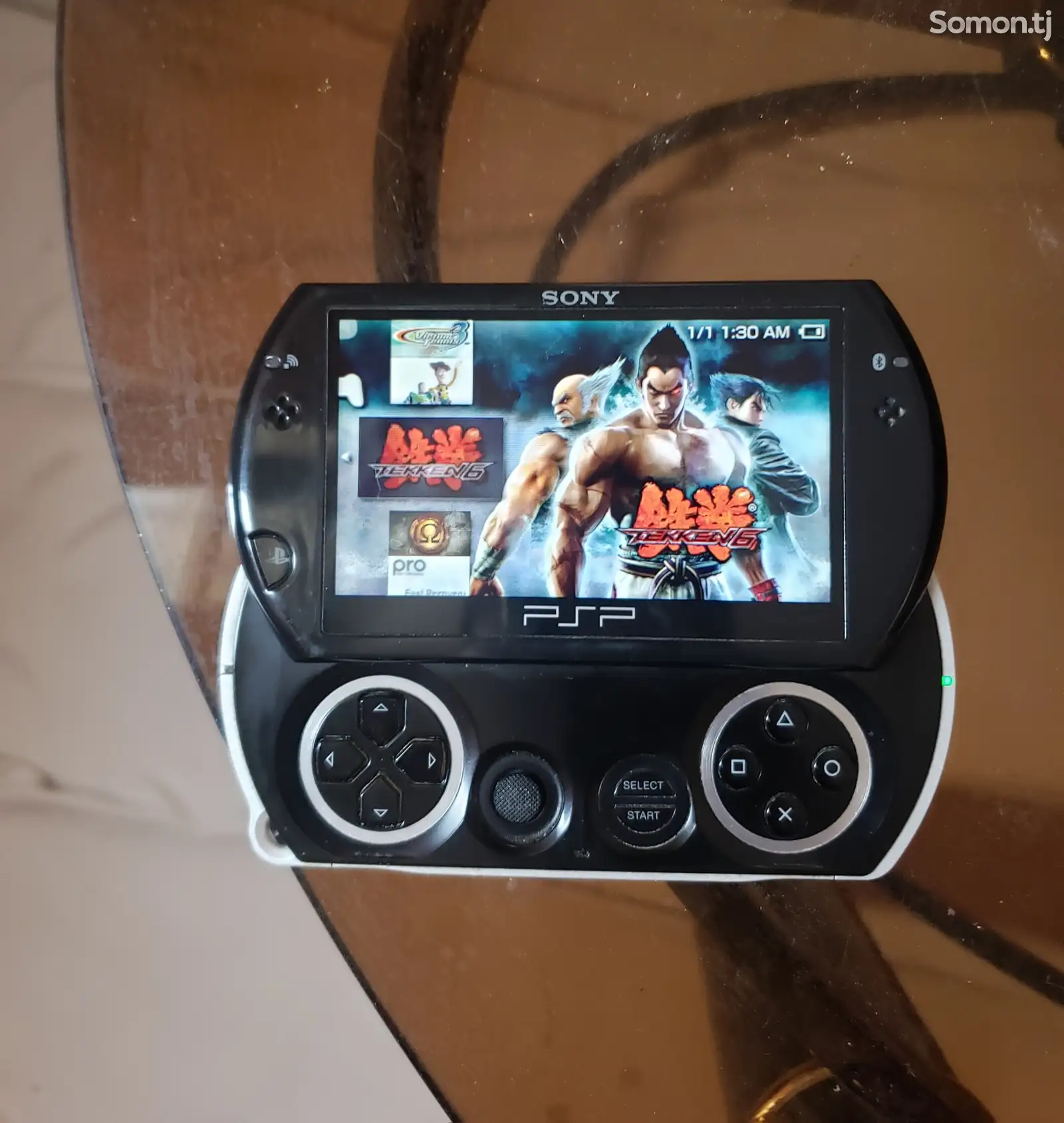 Игровая приставка Sony PSP Go 16gb-1