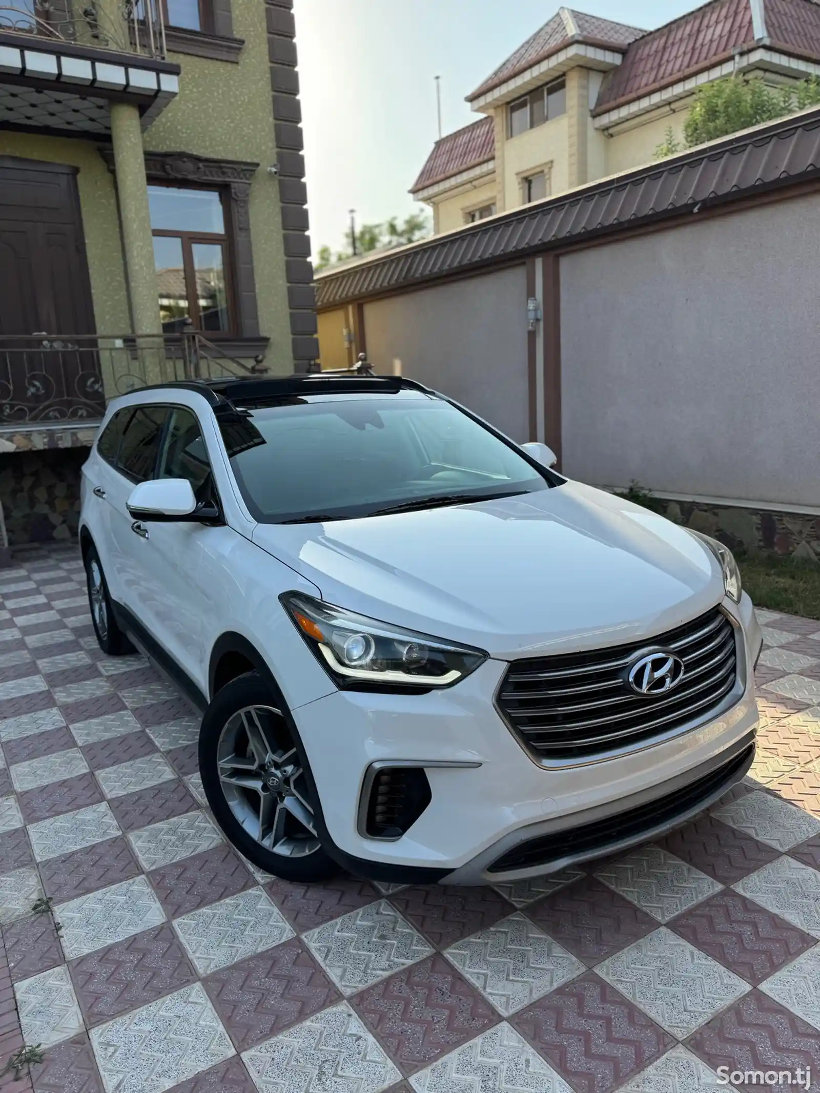 Hyundai Santa Fe, 2017-1