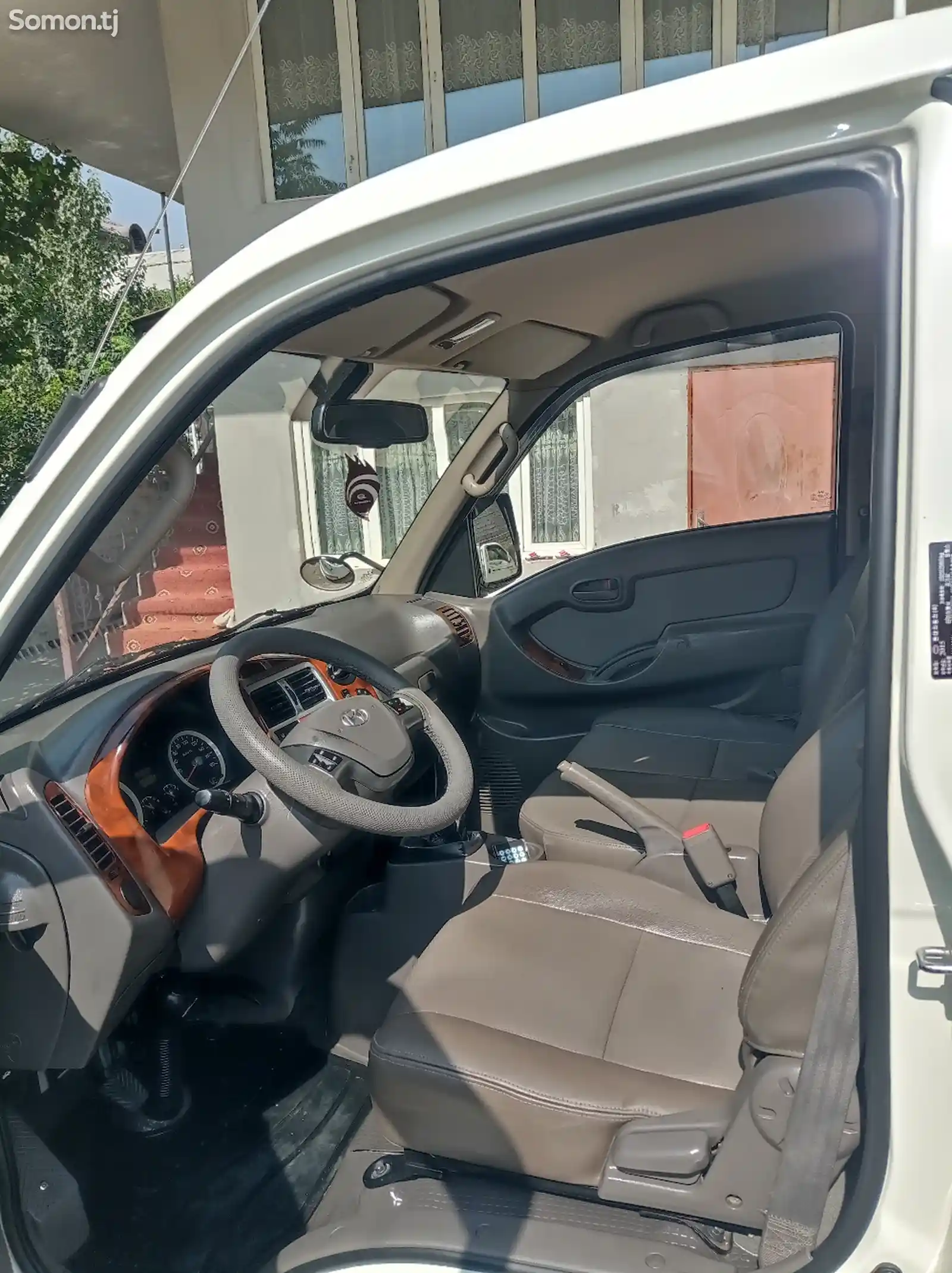 Бортовой автомобиль Hyundai Porter 2 2015-11