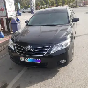 Toyota Camry, 2011