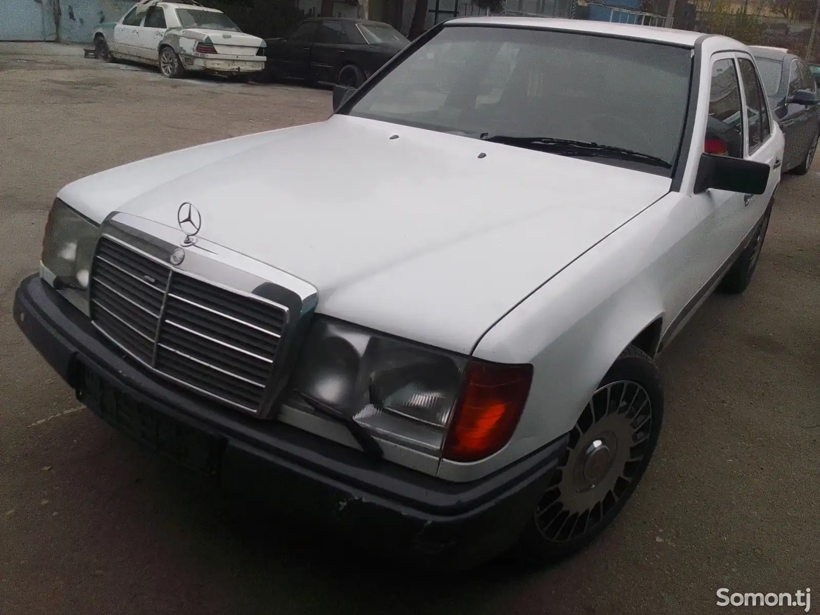 Mercedes-Benz W124, 1987-1