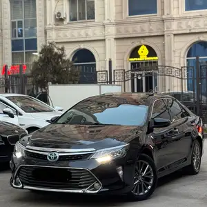 Toyota Camry, 2015