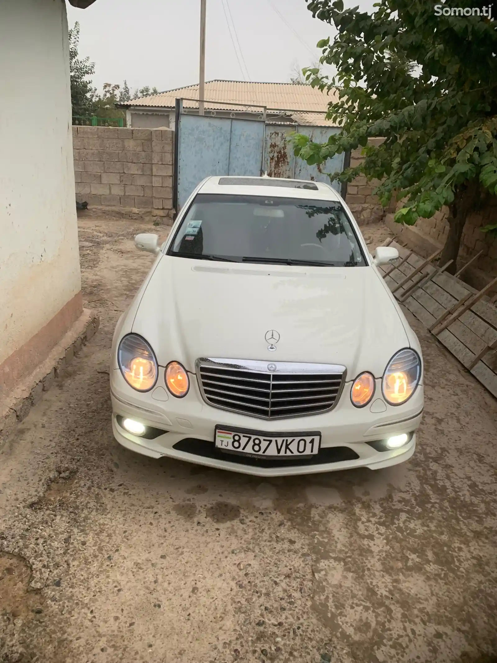 Mercedes-Benz E class, 2008-6