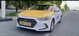 Hyundai Elantra, 2017-6