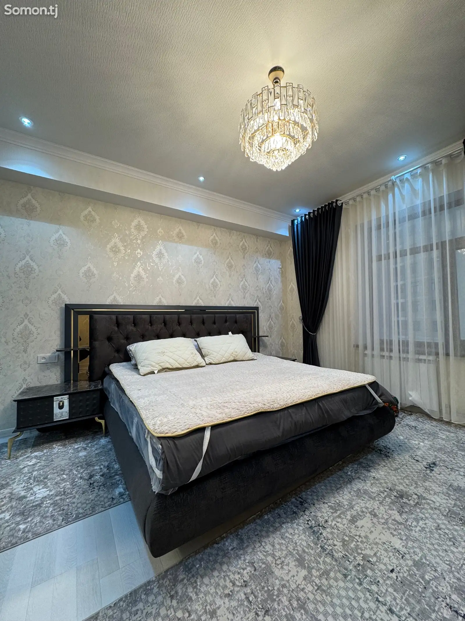 3-комн. квартира, 12 этаж, 130м², Исмоили Сомони-1