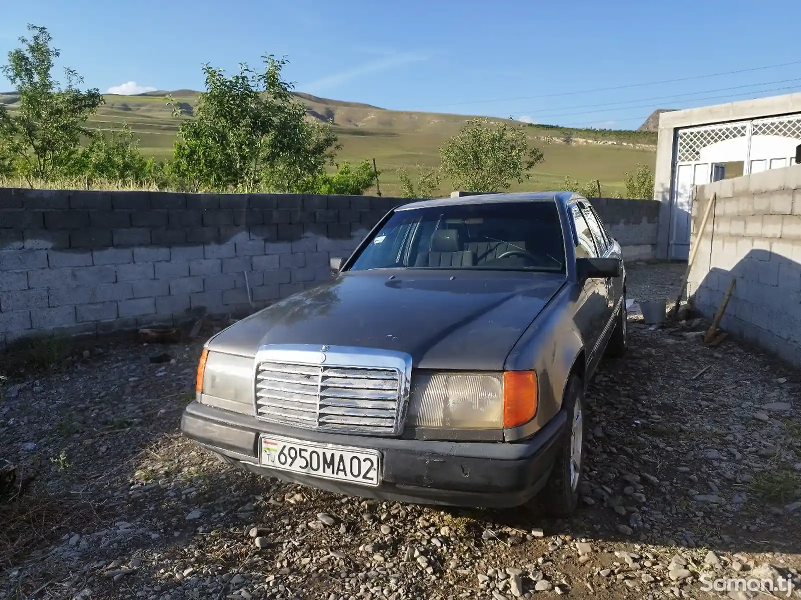 Mercedes-Benz W124, 1988-4