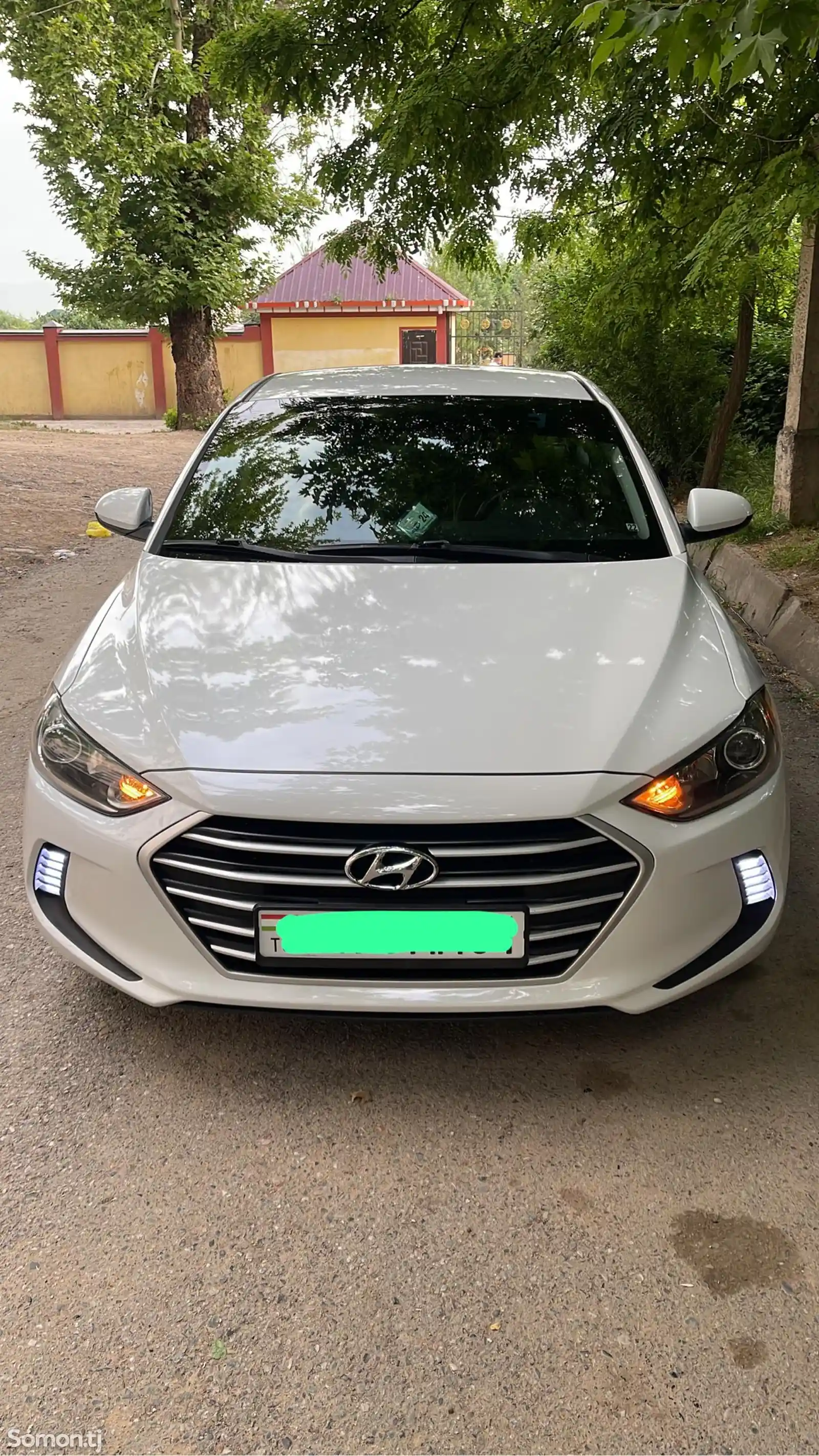 Hyundai Elantra, 2017-1