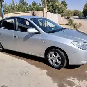 Hyundai Accent, 2009