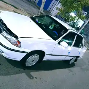 Daewoo Nexia, 1995