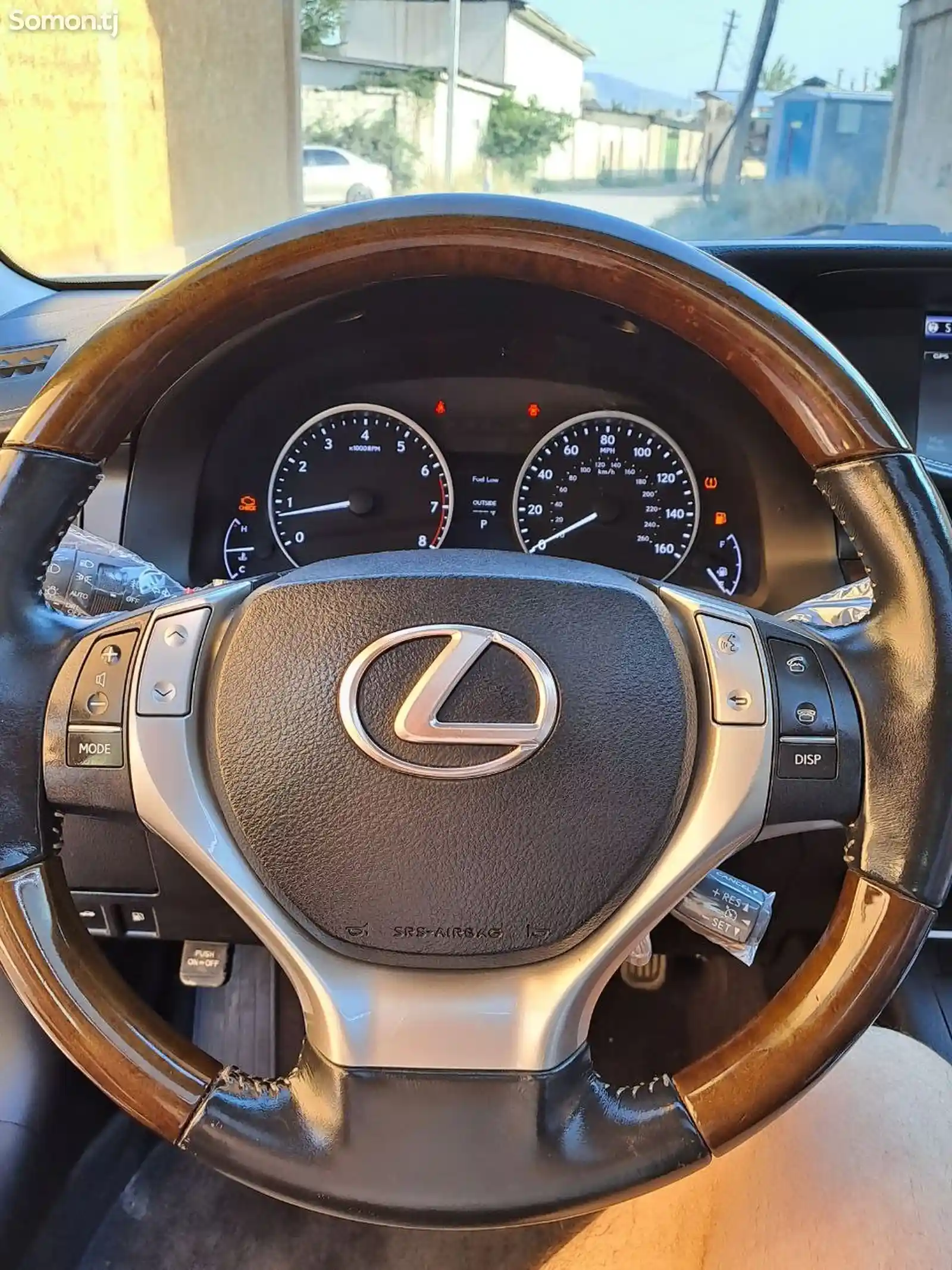 Lexus ES series, 2014-10