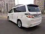 Toyota Vellfire, 2014-4