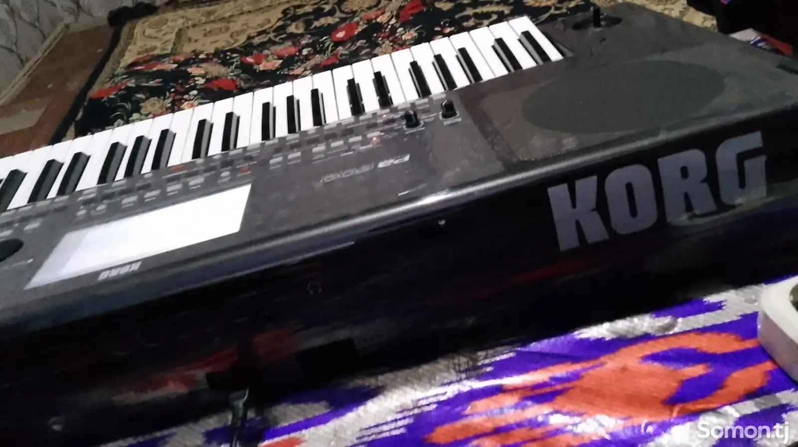 Синтезатор Korg Pa 600-5