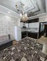 2-комн. квартира, 2 этаж, 80м², 18 мкр-6