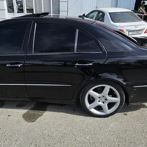 Mercedes-Benz E class, 2008