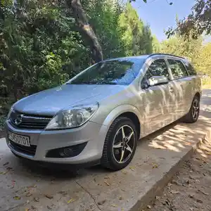 Opel Astra H, 2008