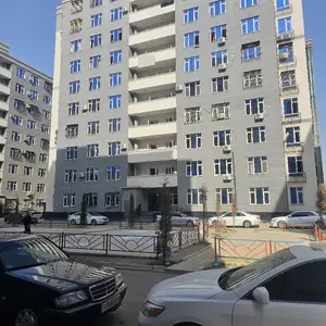 3-комн. квартира, 2 этаж, 103 м², Фирдавси