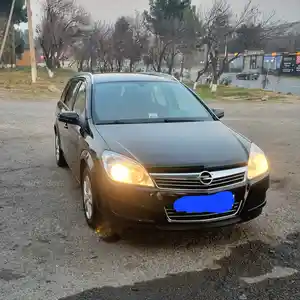 Opel Astra H, 2009