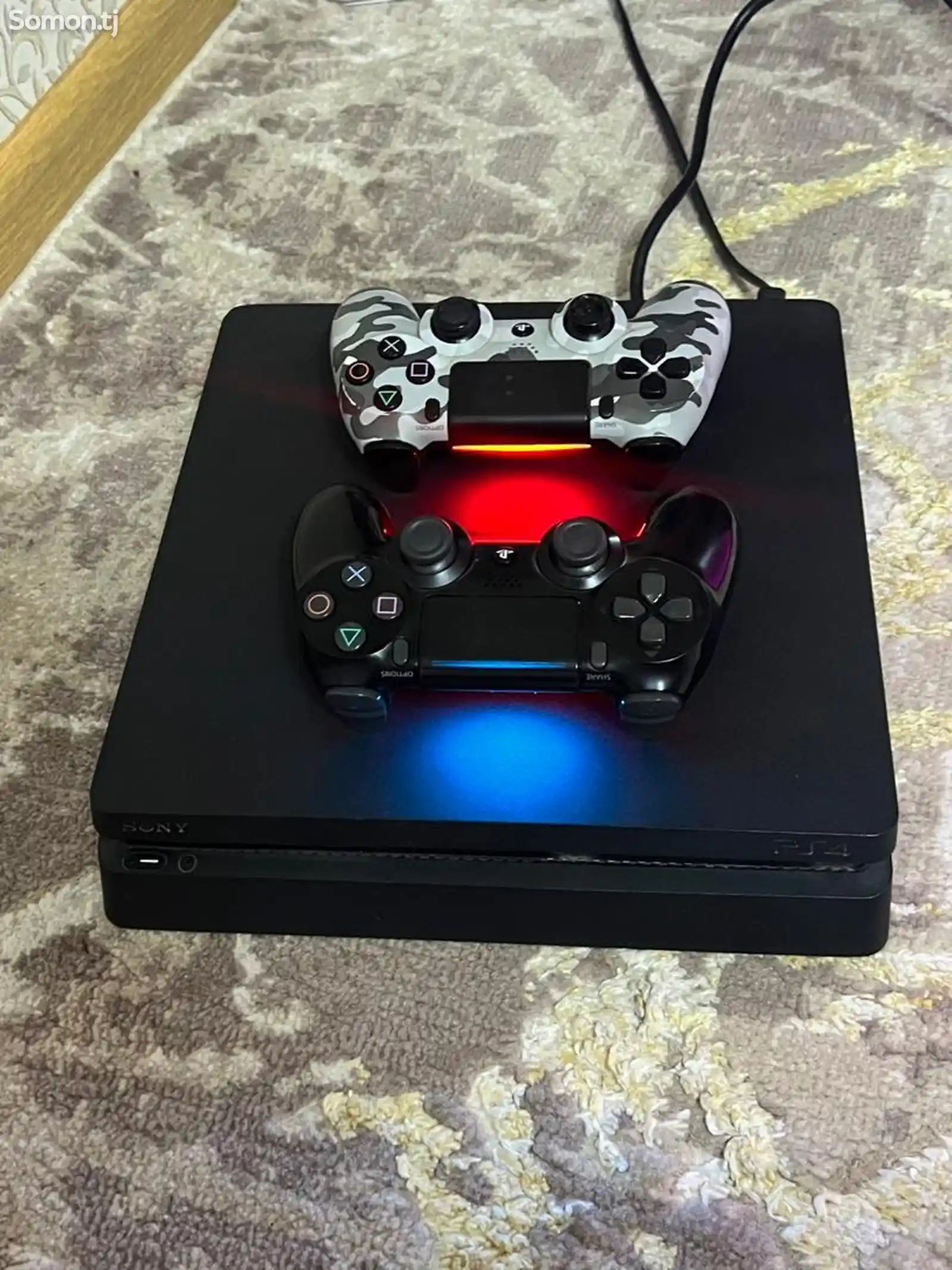 Игровая приставка Playstation 4 slim-2