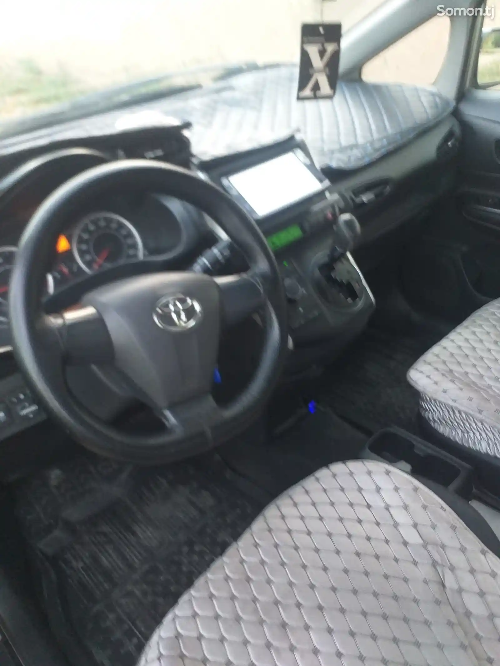 Toyota Wish, 2010-4