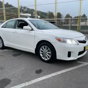 Toyota Camry, 2010