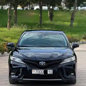 Toyota Camry, 2018