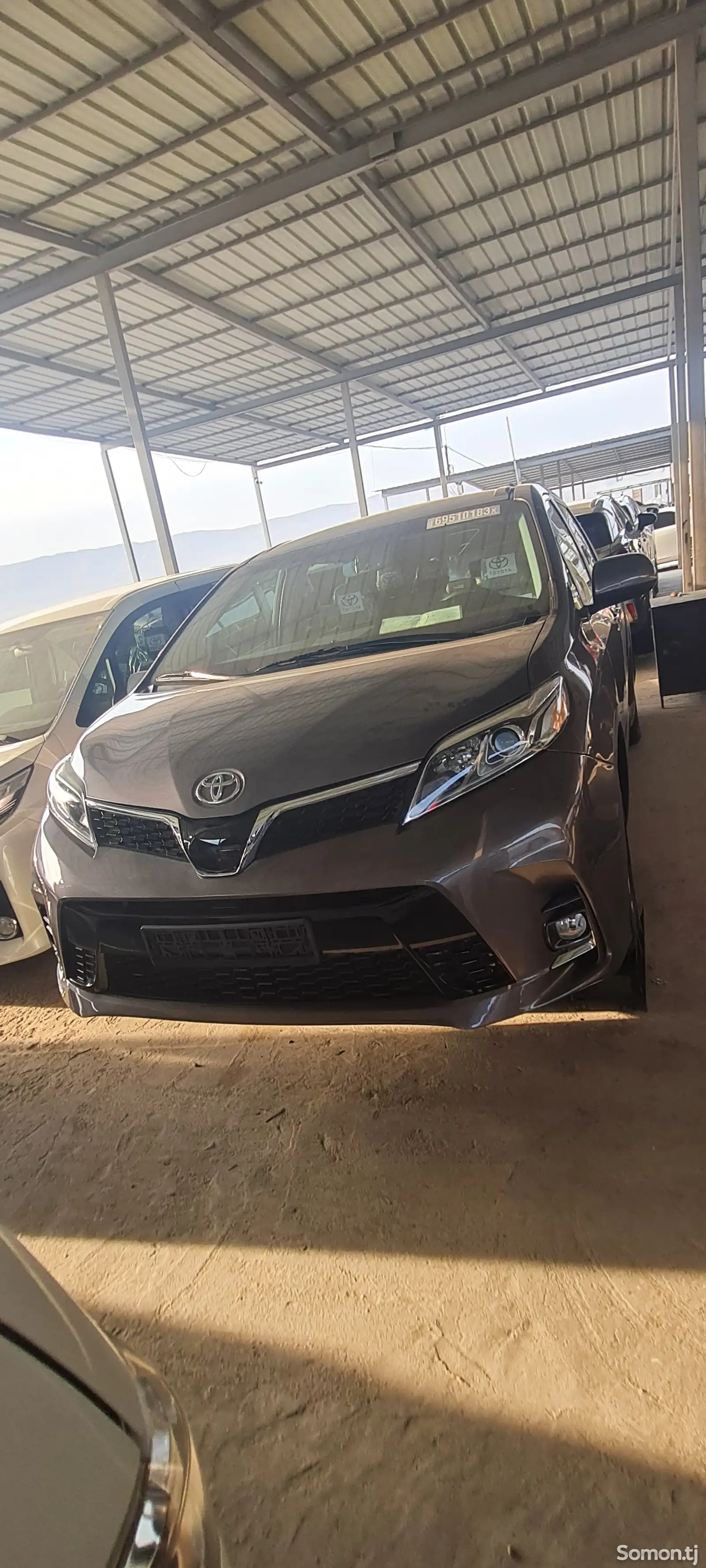 Toyota Sienna, 2015-4