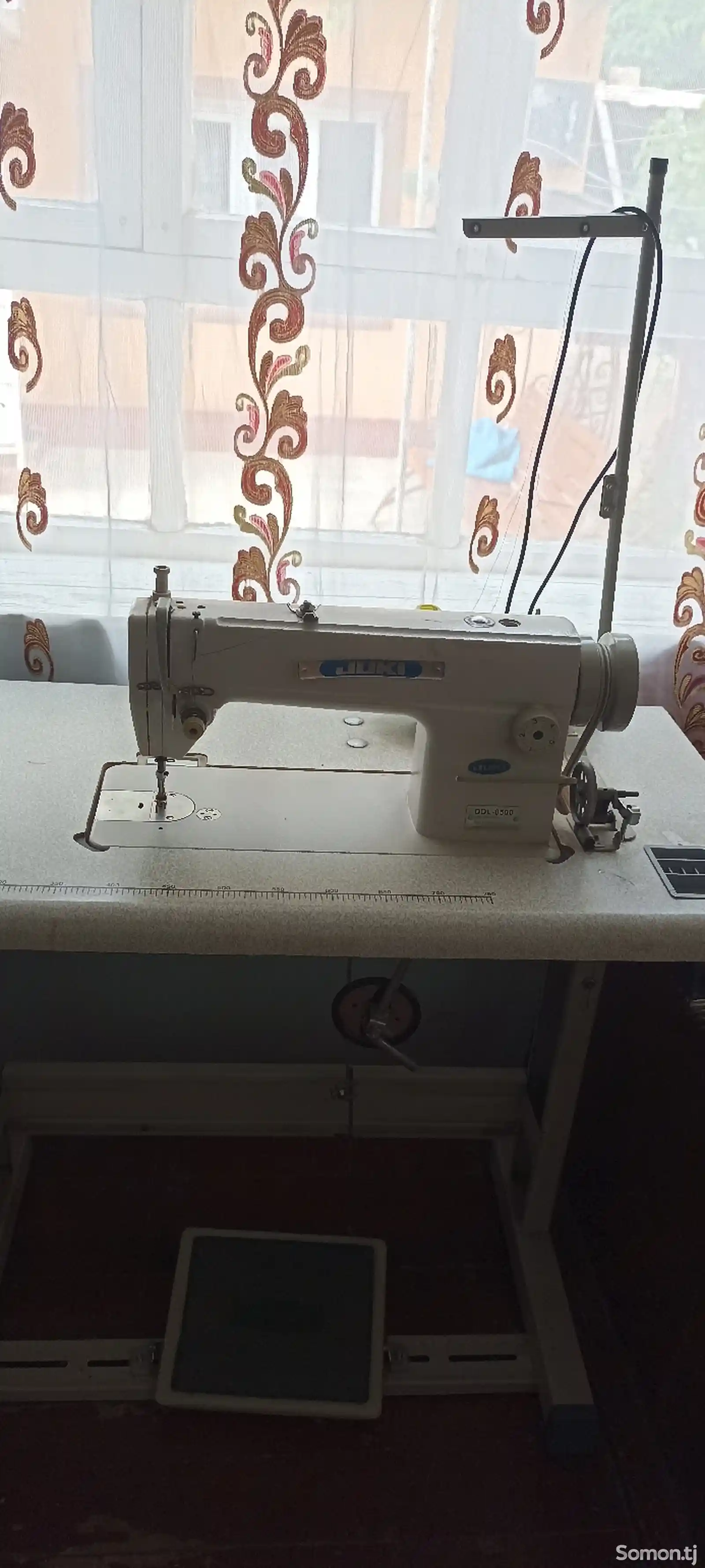 Швейная машинка JUKI-1
