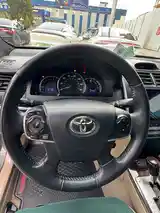 Toyota Camry, 2012-9