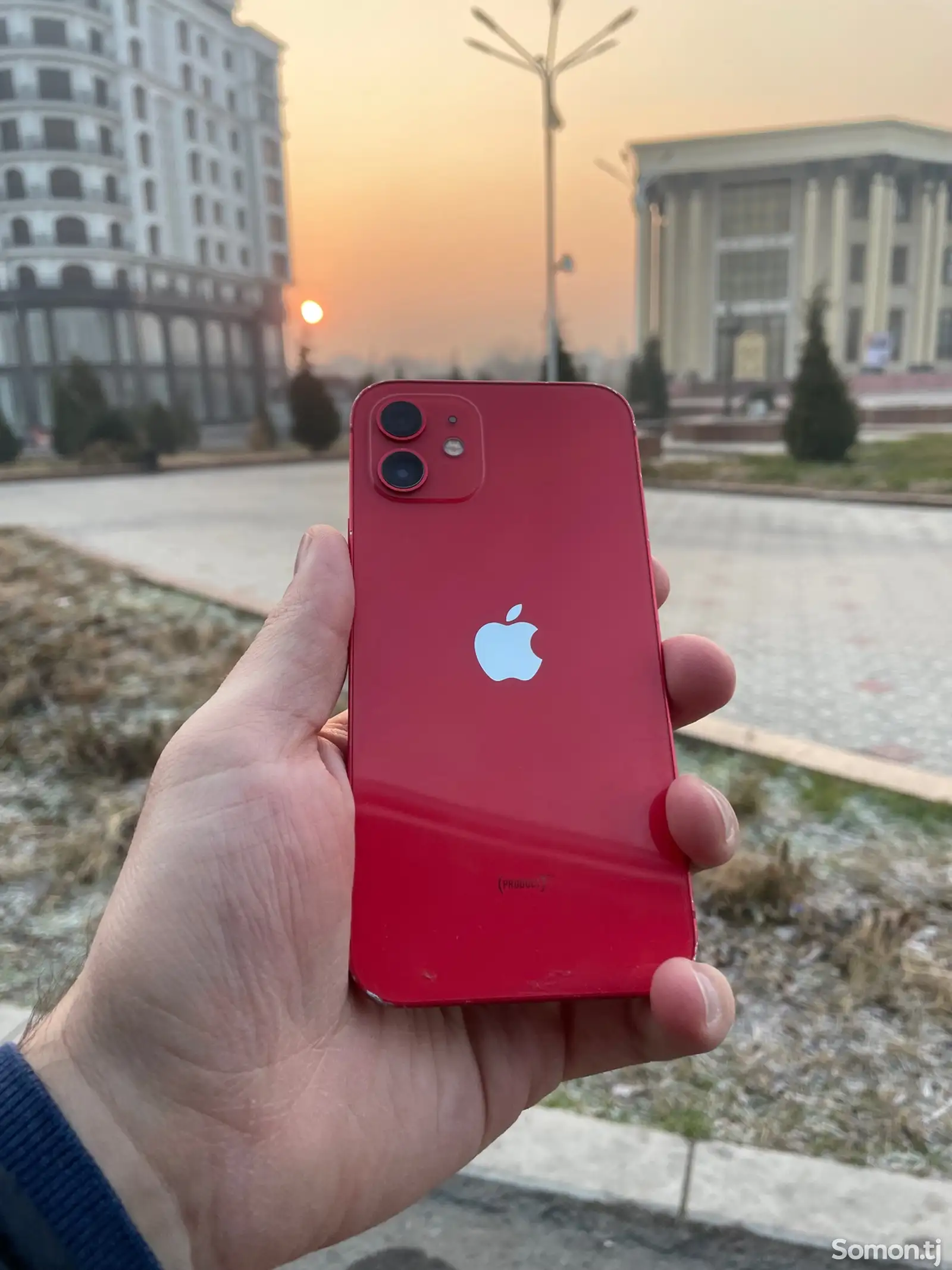 Apple iPhone 12, 64 gb, Product Red-1